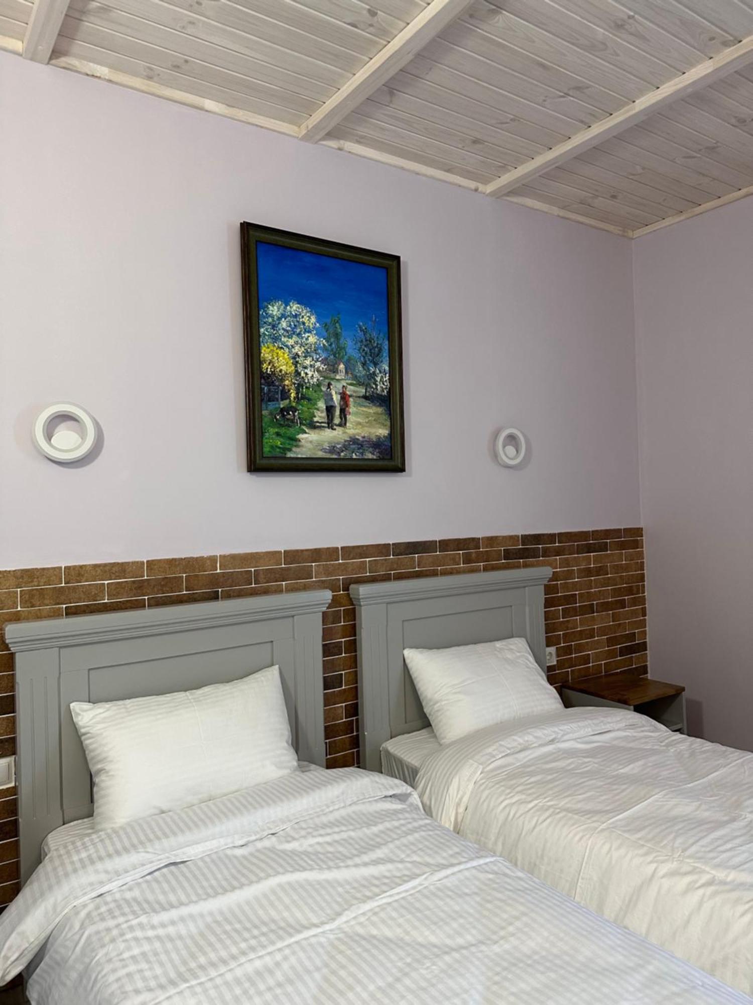 Hotel Maestro Ostroh Zewnętrze zdjęcie