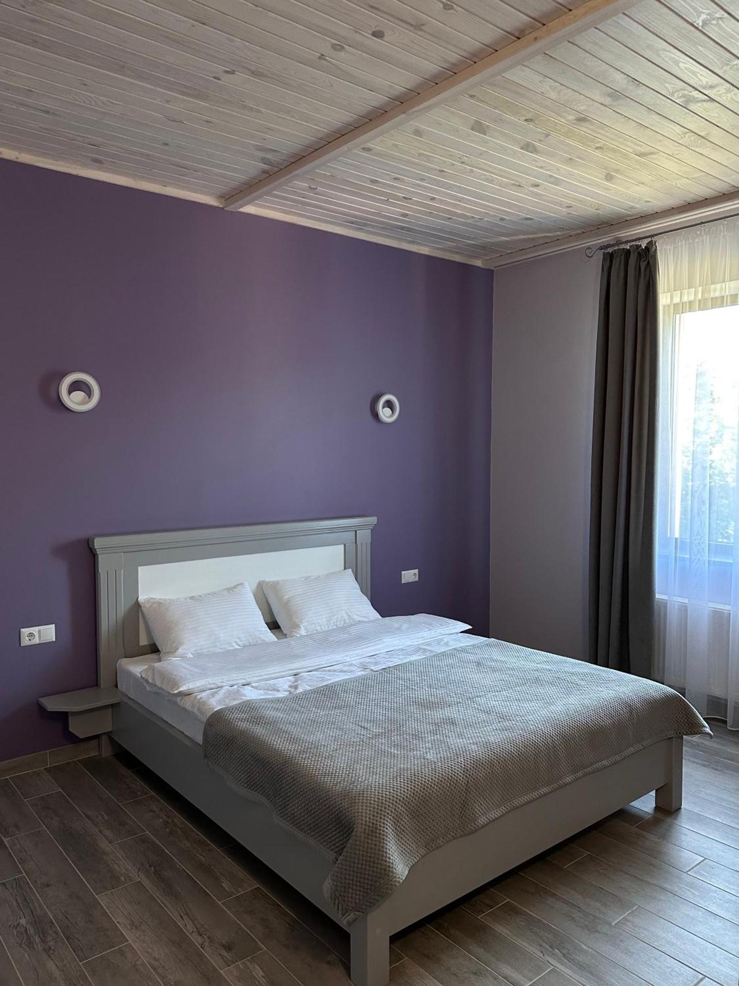 Hotel Maestro Ostroh Zewnętrze zdjęcie
